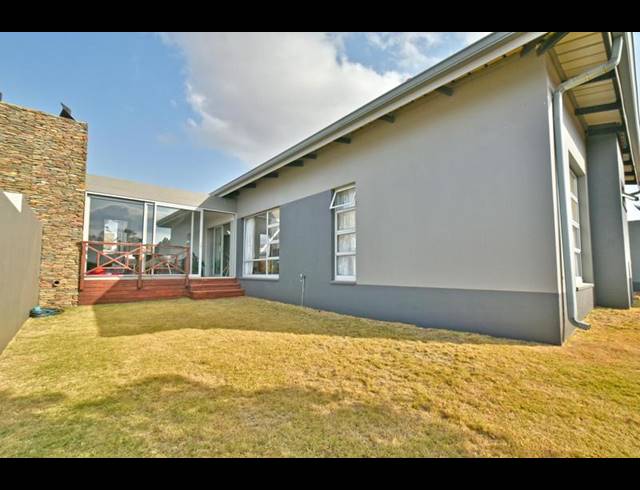 3 BEDROOM HOUSE FOR SALE IN EYE OF AFRICA